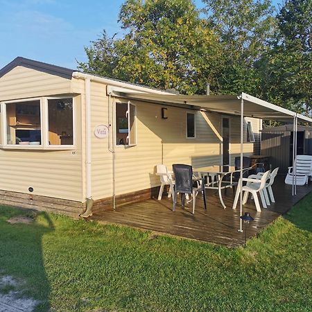 Stacaravan Op 5 Sterren Vakantiepark De Kuilart Friesland Aan Het Meer Met Zwembad 5P 237 Koudum Værelse billede