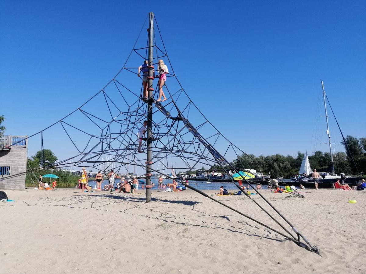 Stacaravan Op 5 Sterren Vakantiepark De Kuilart Friesland Aan Het Meer Met Zwembad 5P 237 Koudum Eksteriør billede